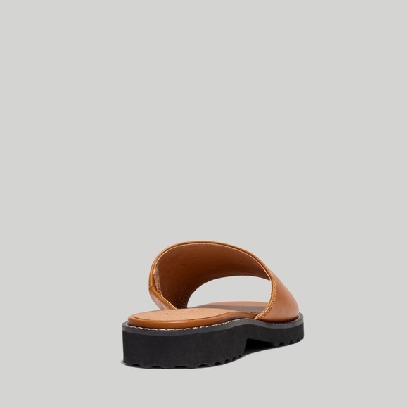 Madewell - The Vaneeta Lug Slide Sandal in English Saddle - Picture 2 of 3